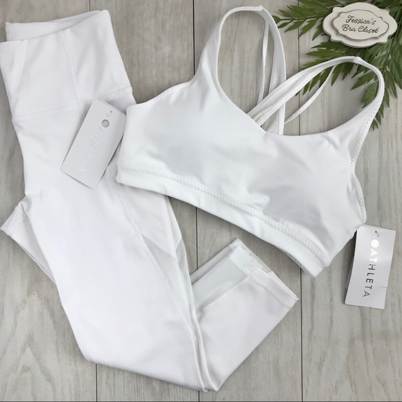 Athleta Other - ⭐️ATHLETA Matching Set Sports Bra & Capris NWT